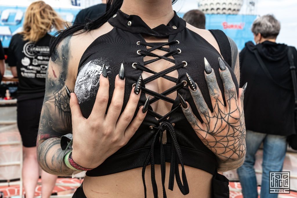 70000 Tons of Metal 2019
Pooldeck Impression - Just boobs and claws