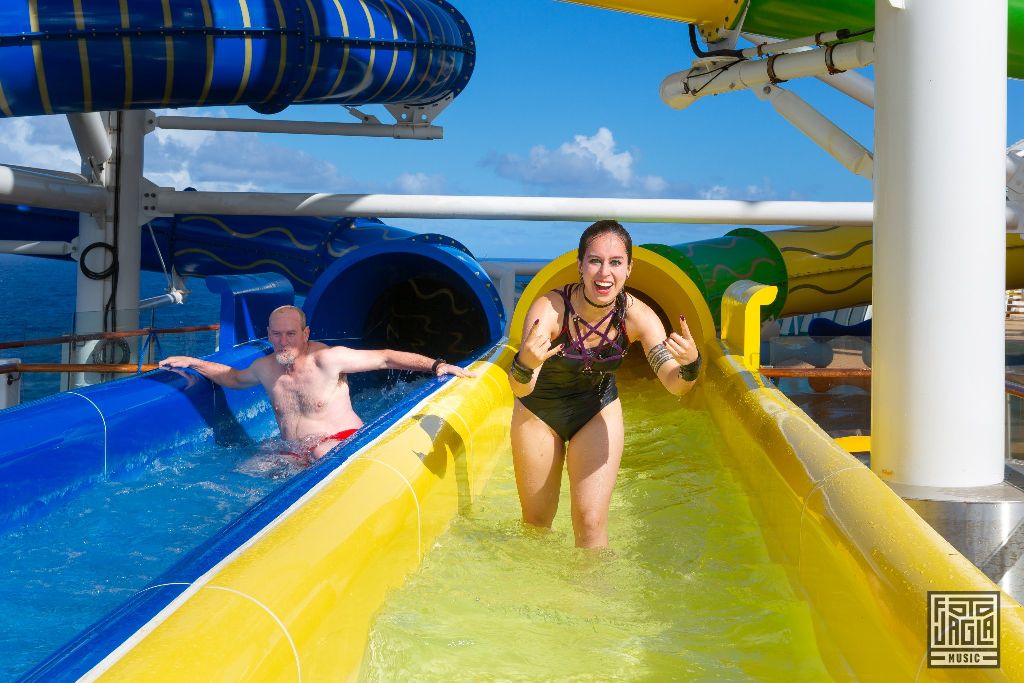 70000 Tons of Metal 2019
Pooldeck Impression