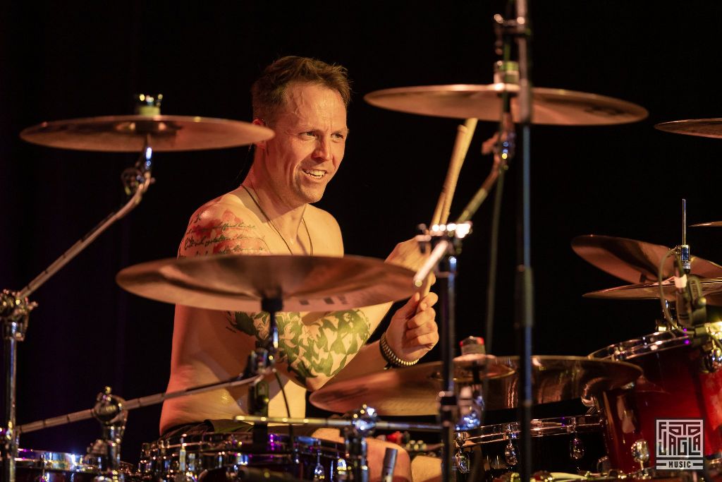 70000 Tons of Metal 2019
Van Canto - Studio B (Ice Rink)