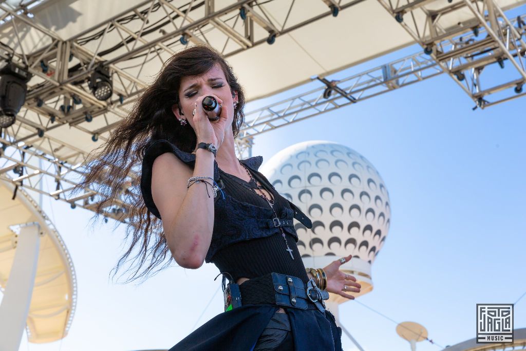 70000 Tons of Metal 2019
Visions of Atlantis - Pooldeck Stage