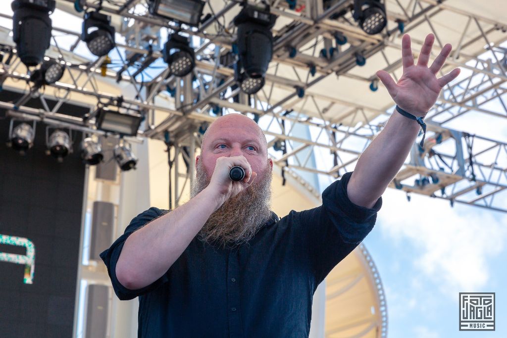 70000 Tons of Metal 2019
Tristania - Pooldeck Stage