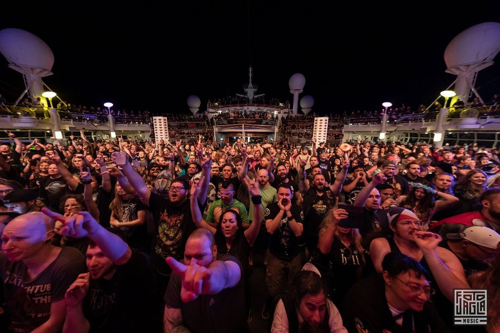 70000 Tons of Metal 2019
Pooldeck Impression