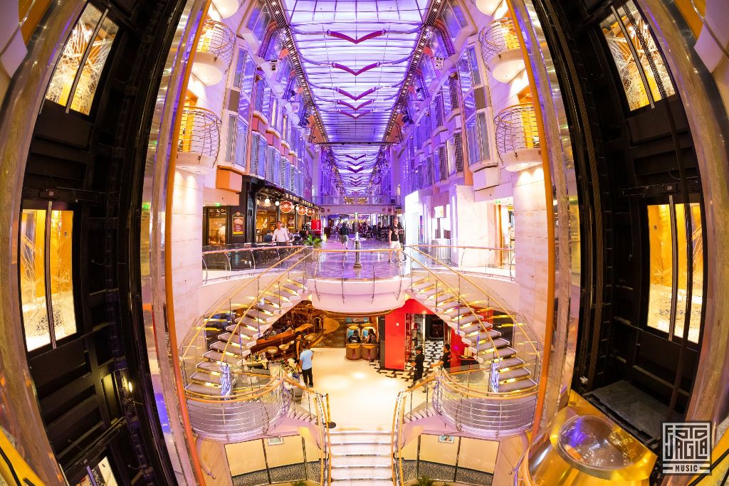 70000 Tons of Metal 2019
Impressions from the ship