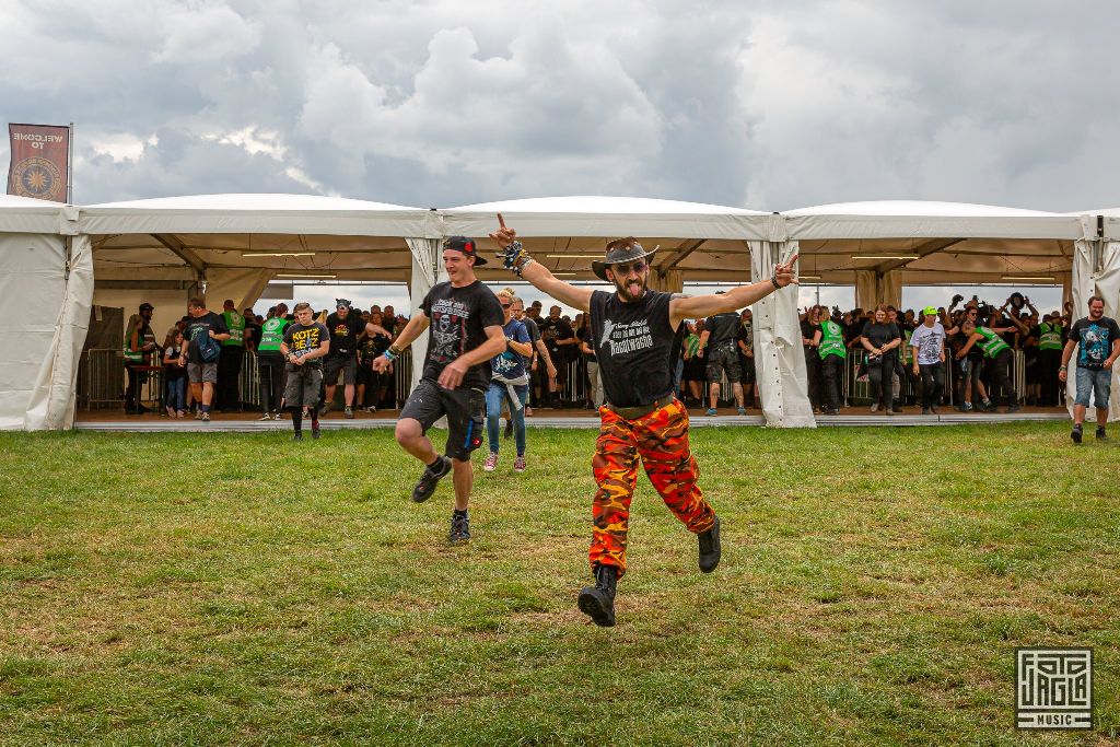 Summer Breeze Open Air 2019 in Dinkelsb�hl (SBOA)
Die Tore zum Infield werden ge�ffnet