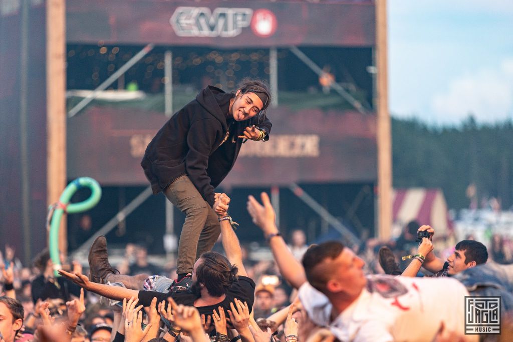 Summer Breeze Open Air 2019 in Dinkelsb�hl (SBOA)
Crowd bei In Flames vor der Main Stage