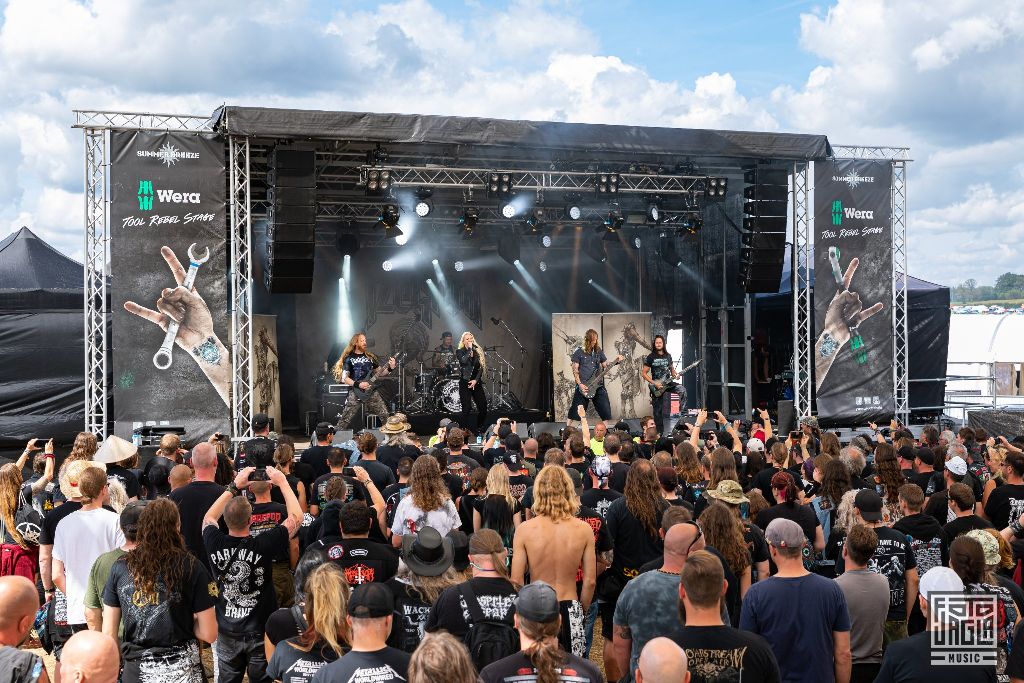 Summer Breeze Open Air 2019 in Dinkelsb�hl (SBOA)
Izegrim auf der Wera Tool Rebel Stage