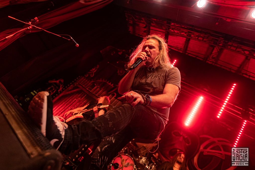 ORDEN OGAN
Gunmen Show im Saloon
28. September 2019 im Abenteuerland Fort Fun in Bestwig