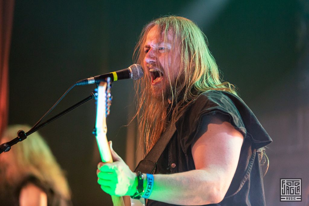 ORDEN OGAN
Gunmen Show im Saloon
28. September 2019 im Abenteuerland Fort Fun in Bestwig