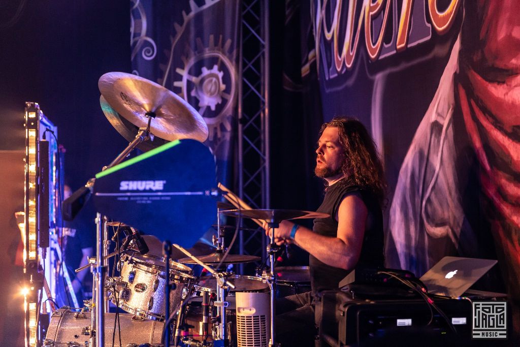 ORDEN OGAN
Gunmen Show im Saloon
28. September 2019 im Abenteuerland Fort Fun in Bestwig