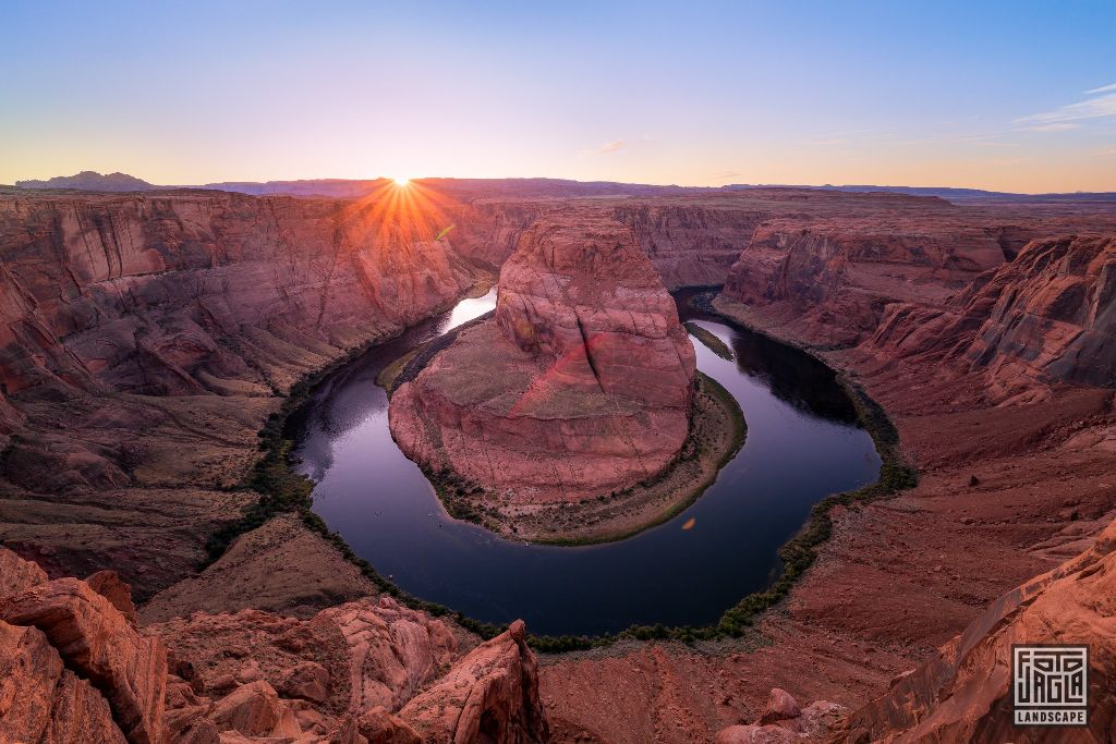 Horseshoe Bend at sunset, Page
Arizona, USA 2019