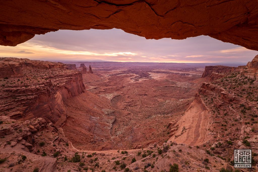 Mesa Arch in Canyonlands National Park at sunrise
Utah 2019