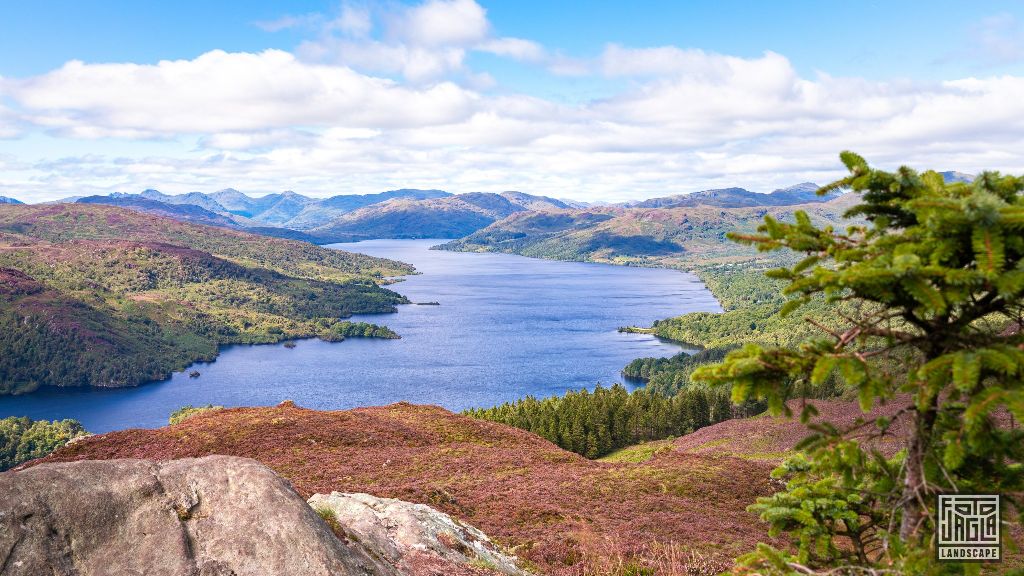 Sicht vom Ben A'an �ber Loch Katrine
Loch Lomond and The Trossachs National Park
Schottland - September 2020