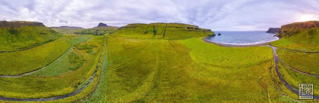 Talisker Bay zum Sonnenuntergang
Bucht in Portree (Isle of Skye)
Schottland - September 2020