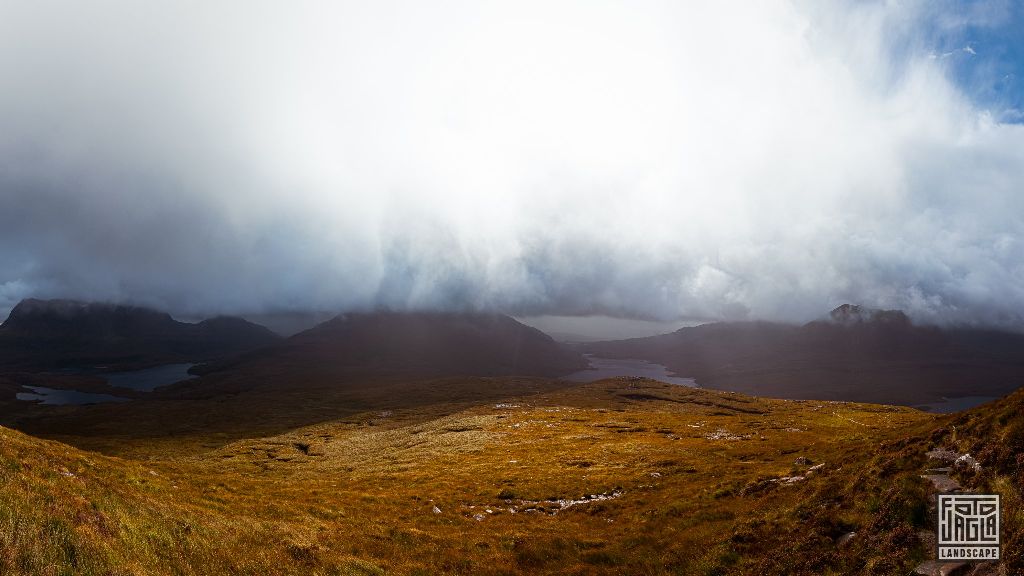 Ausblick vom Stac Pollaidh in den Highlands
Schottland - September 2020