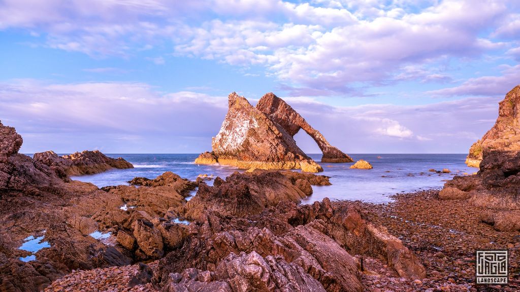 Bow Fiddle Rock zum Sonnenuntergang in Portknockie
Schottland - September 2020