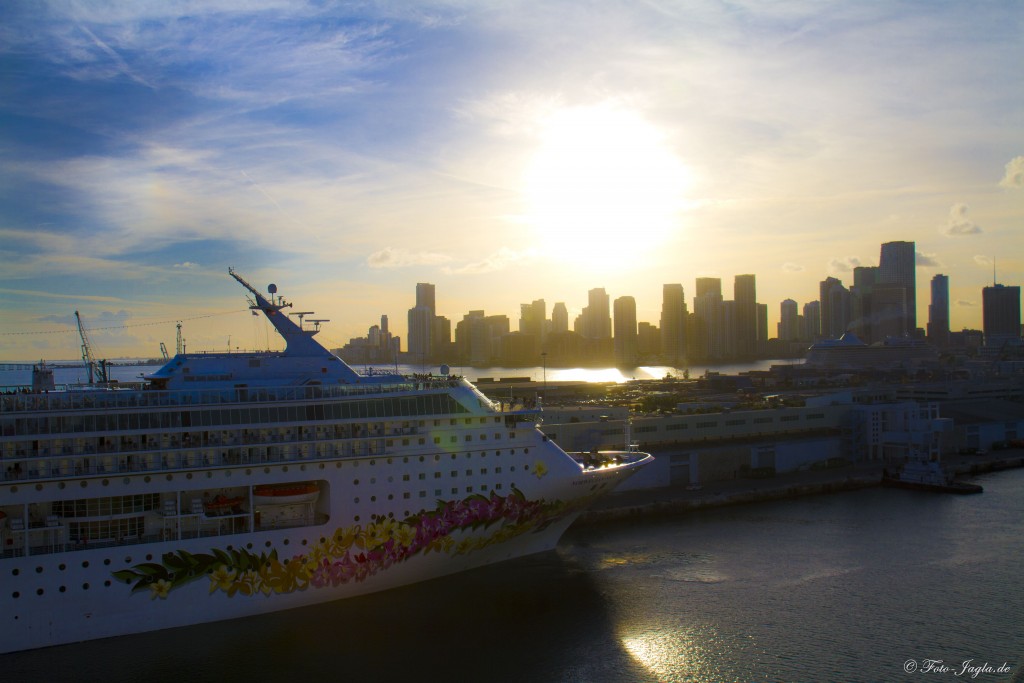 70000 Tons of Metal 2012 ::. Miami, Florida