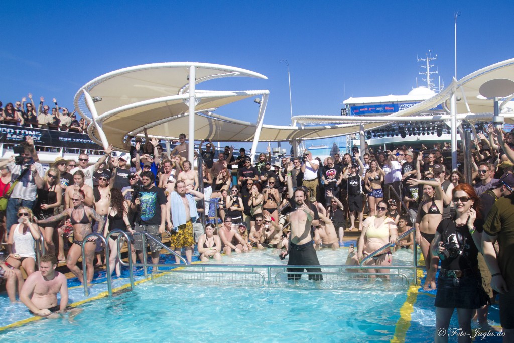70000 Tons of Metal 2012 ::. Miami, Florida ::. Belly Flop Contest @ Pool