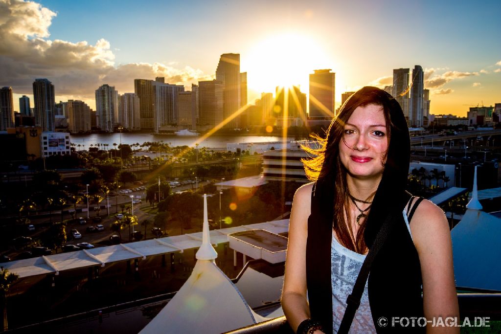 Barge To Hell 2012 ::. Sunset, Miami - Majesty of the Seas, Port Miami