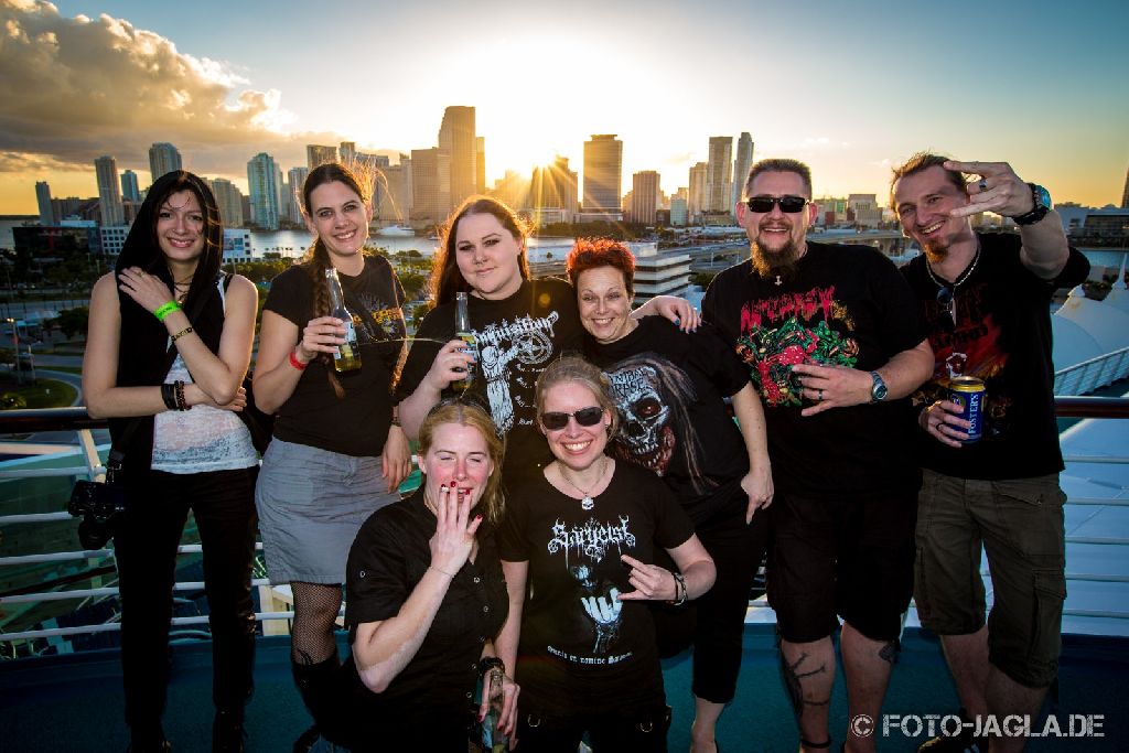 Barge To Hell 2012 ::. Sunset, Miami - Majesty of the Seas, Port Miami