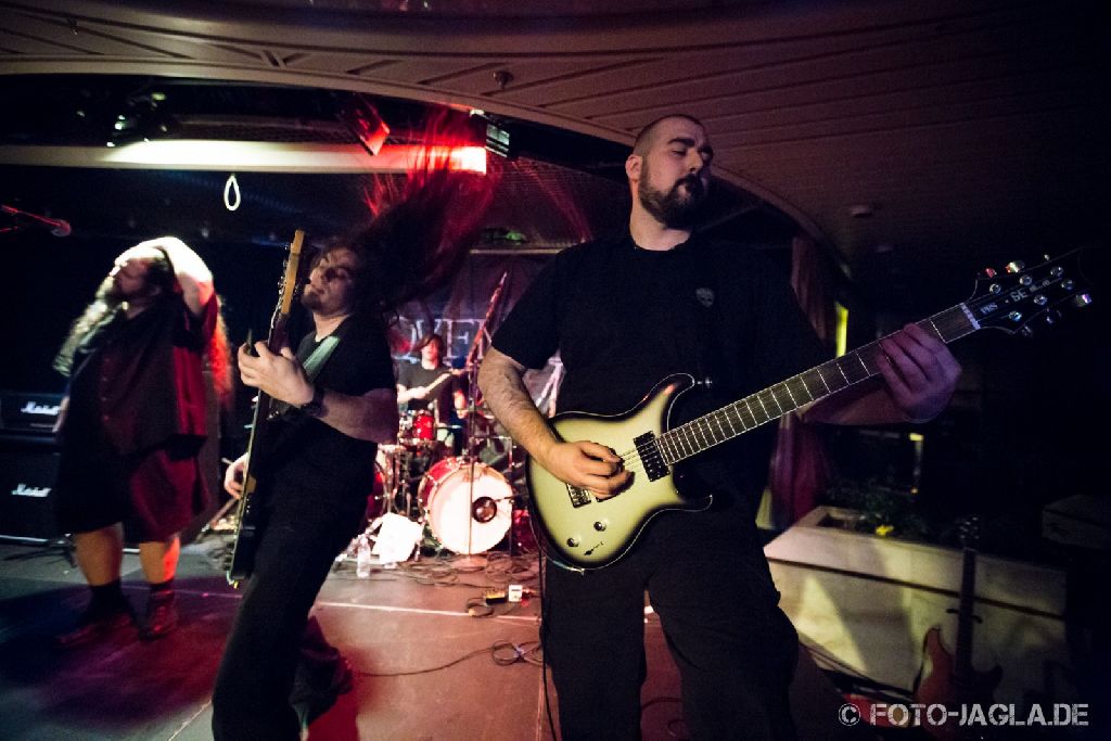 Barge To Hell 2012 ::. Novembers Doom