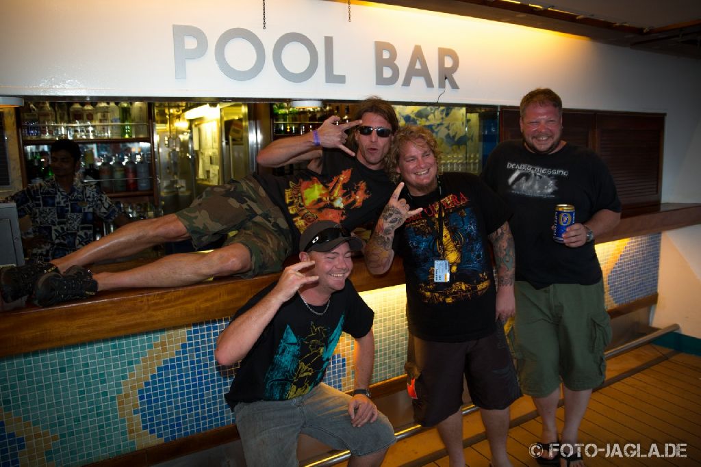 Barge To Hell 2012 ::. Poolbar