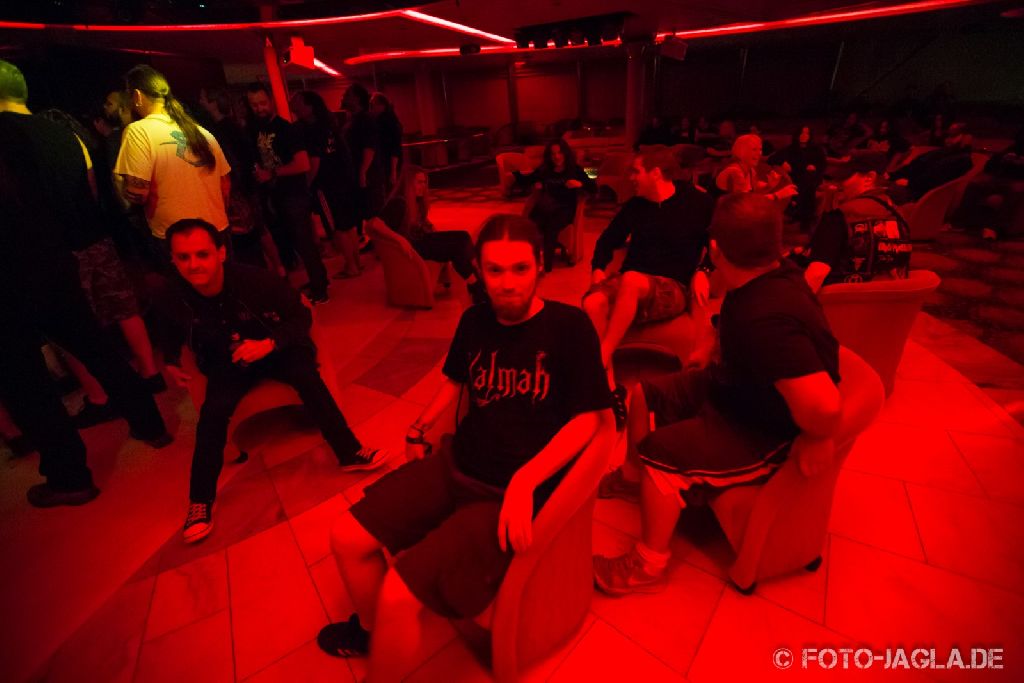 Barge To Hell 2012 ::. Chairpit