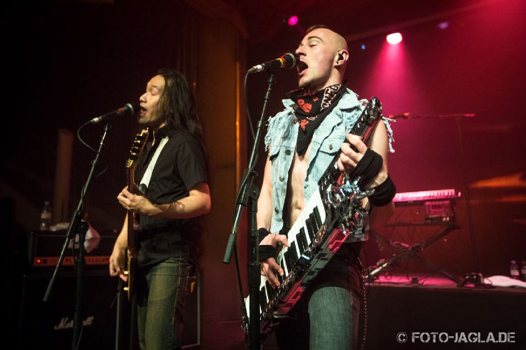 70000 Tons of Metal 2013 ::. Dragonforce ::. http://www.foto-jagla.de