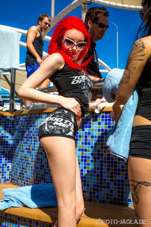 70000 Tons of Metal 2013 ::. Poolgirl ::. http://www.foto-jagla.de