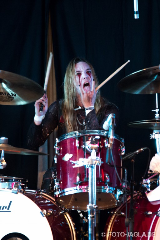 70000 Tons of Metal 2013 ::. Fatal Smile ::. http://www.foto-jagla.de