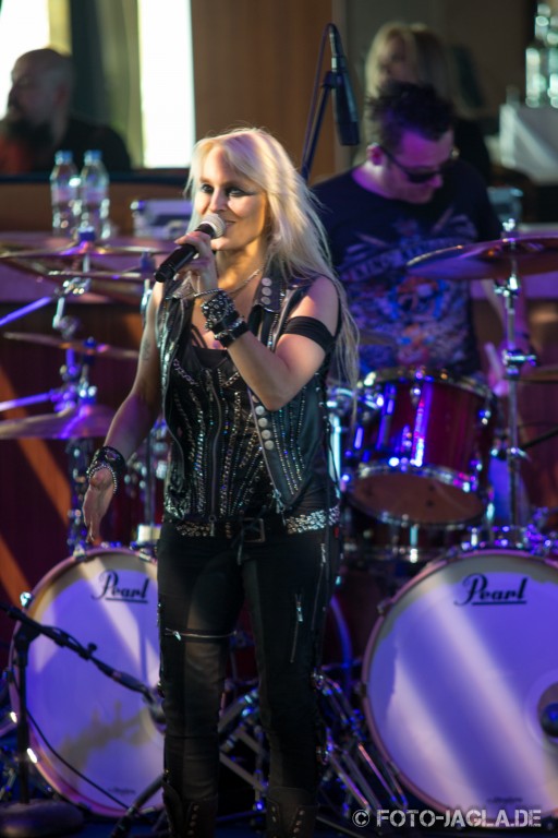 70000 Tons of Metal 2013 ::. Doro @ All-Star Jam::. http://www.foto-jagla.de
