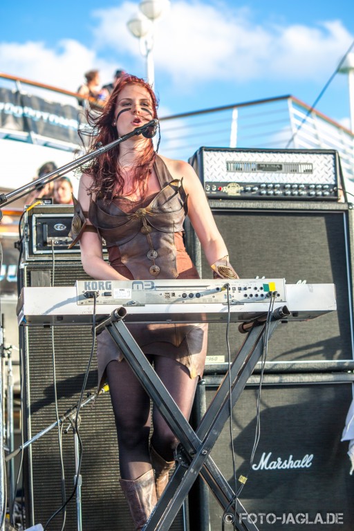 70000 Tons of Metal 2013 ::. Ensiferum ::. http://www.foto-jagla.de