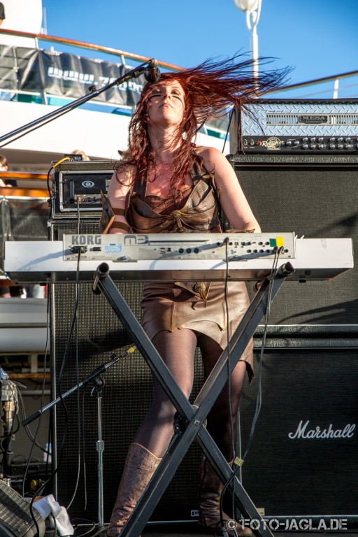 70000 Tons of Metal 2013 ::. Ensiferum ::. http://www.foto-jagla.de