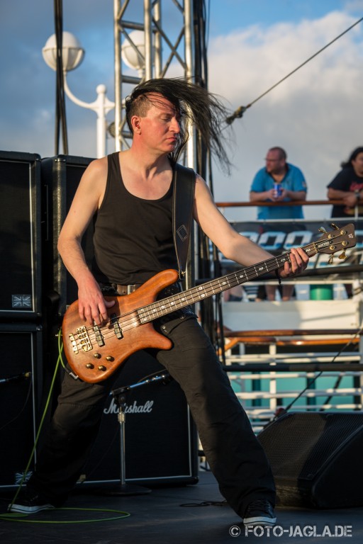 70000 Tons of Metal 2013 ::. Subway to Sally ::. http://www.foto-jagla.de