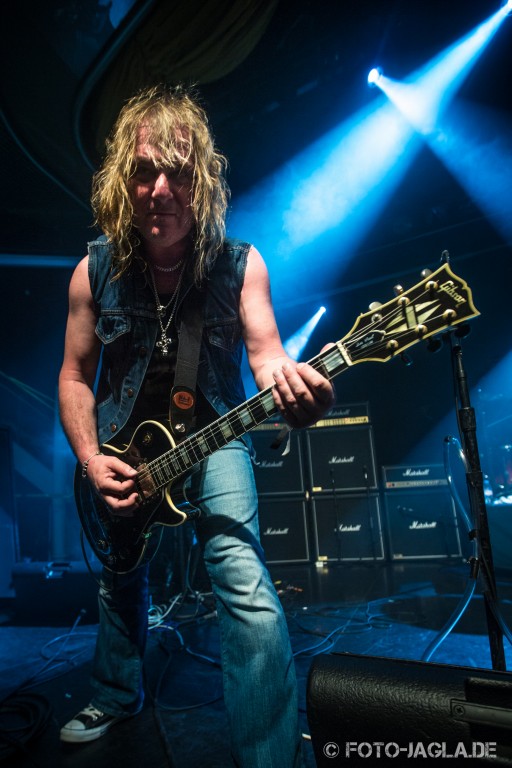 70000 Tons of Metal 2013 ::. Gotthard ::. http://www.foto-jagla.de