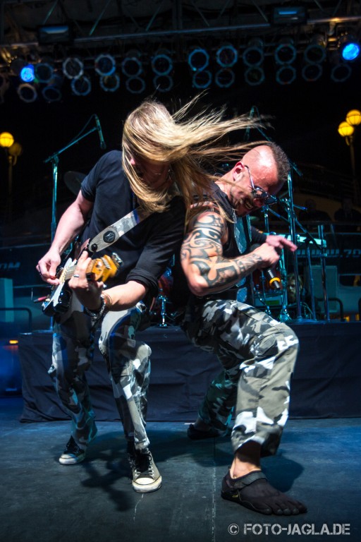 70000 Tons of Metal 2013 ::. Sabaton ::. http://www.foto-jagla.de