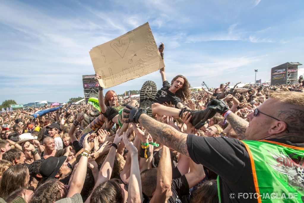 Summer Breeze 2013 ::. Crowdsurfer