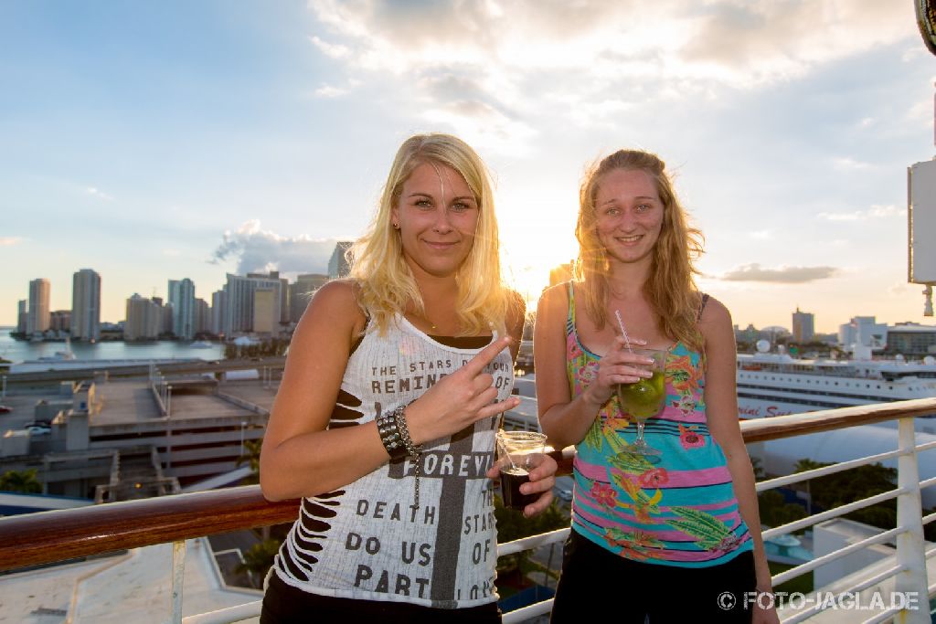 70000 Tons of Metal 2014 ::. Pooldeck Impression