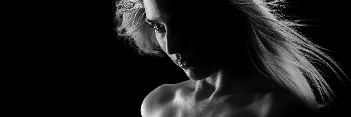 Studioaufnahmen - Foto Mietstudio Düsseldorf Eller Studioaufnahmen - Foto Mietstudio Düsseldorf Eller